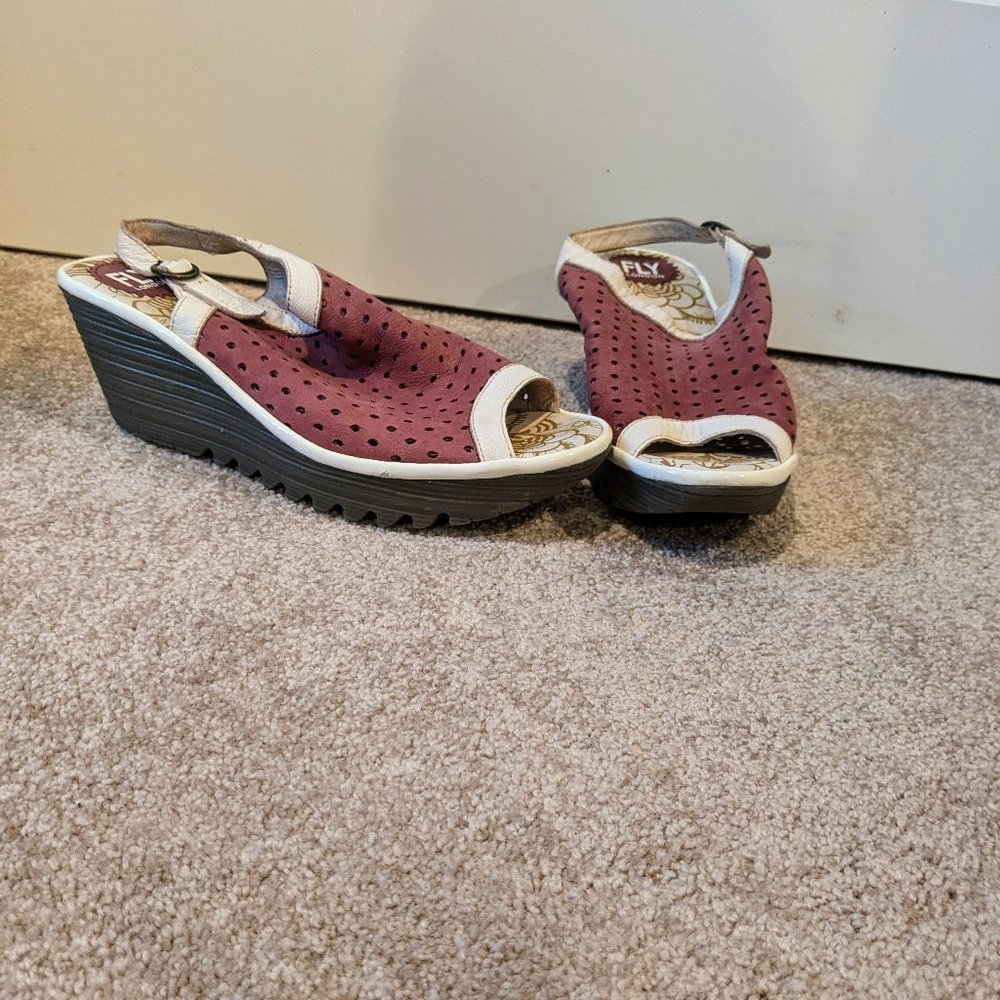 Fly London Yile Perforated Platform Wedge Sandals - size 40 (9 US) - faded pink